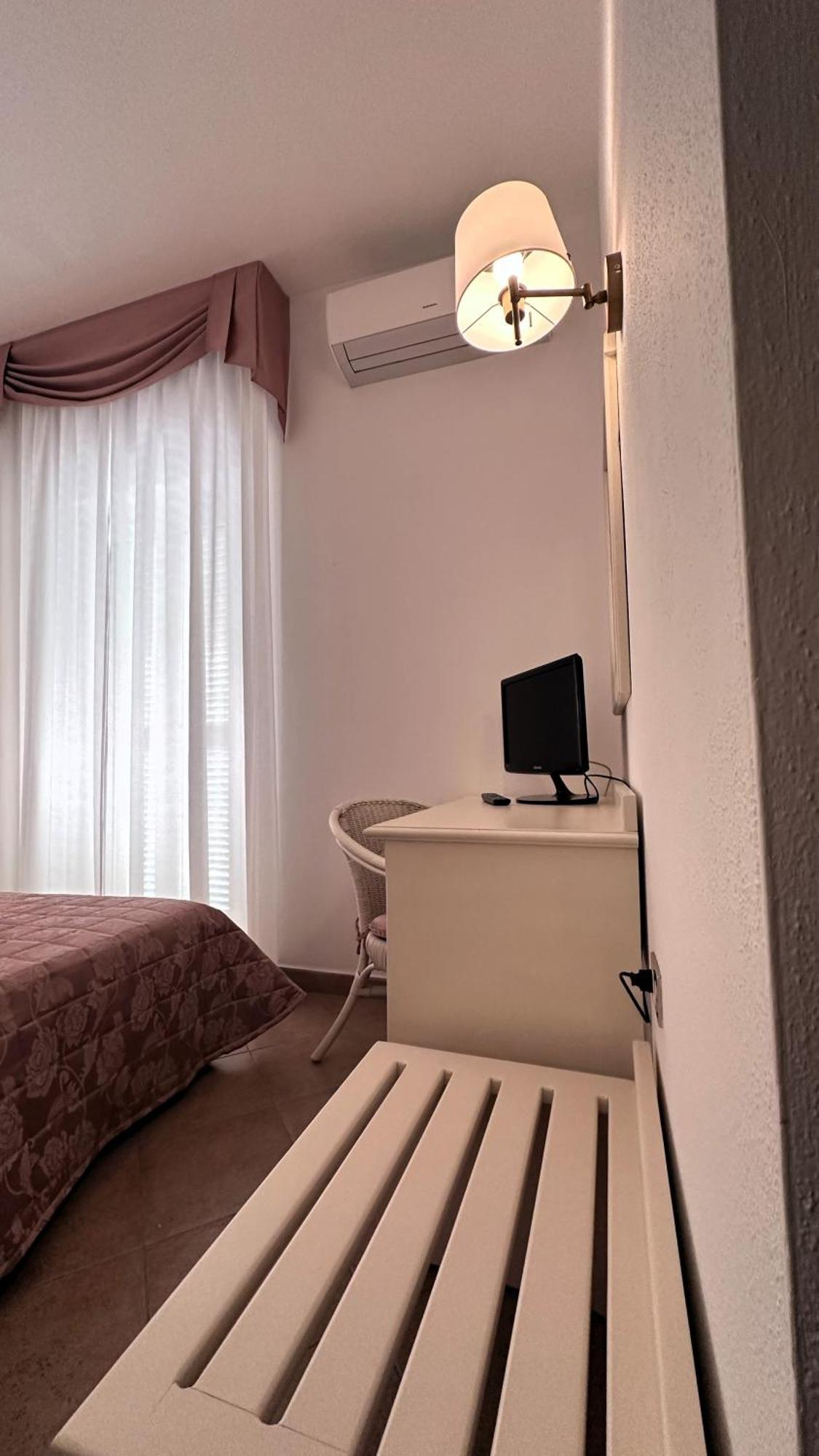 Hotel Terranova Olbia Esterno foto