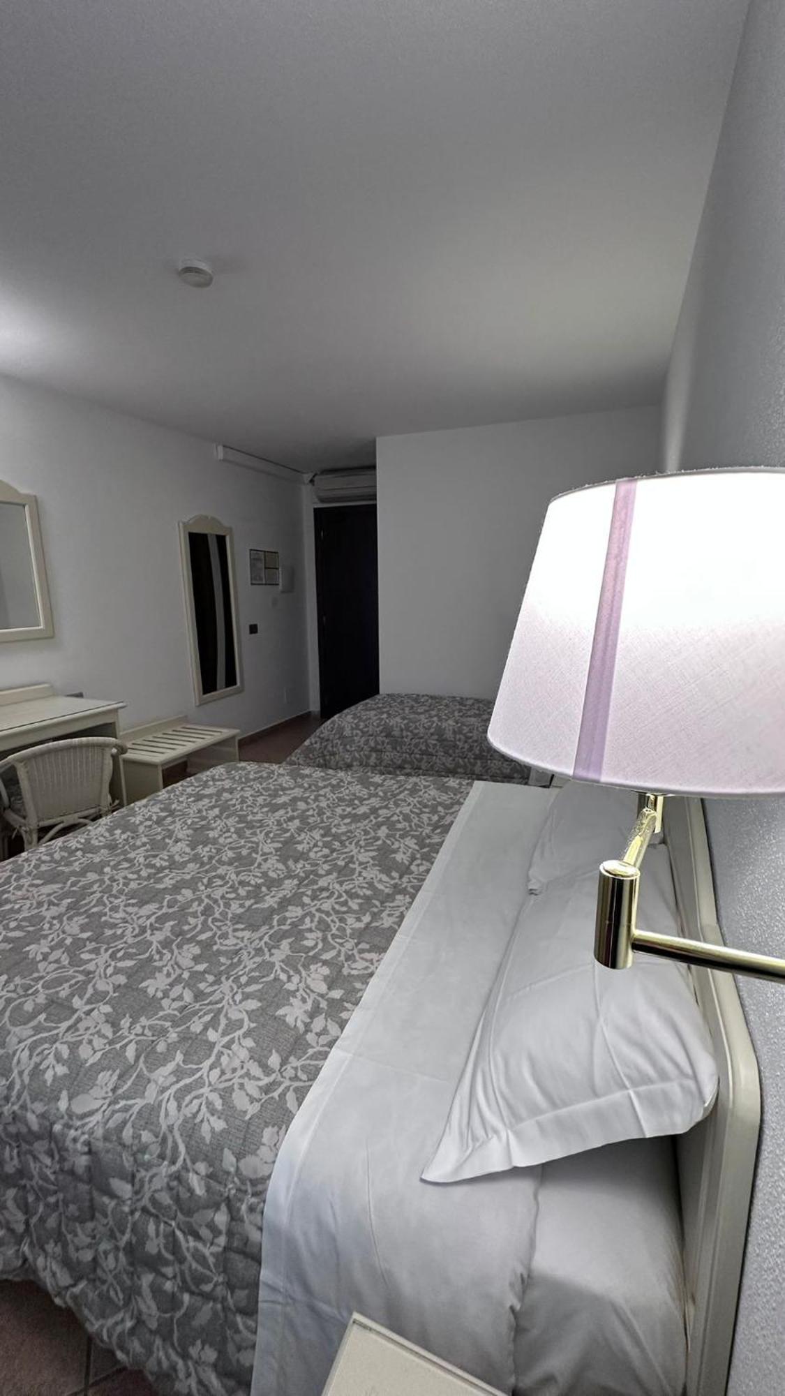 Hotel Terranova Olbia Esterno foto