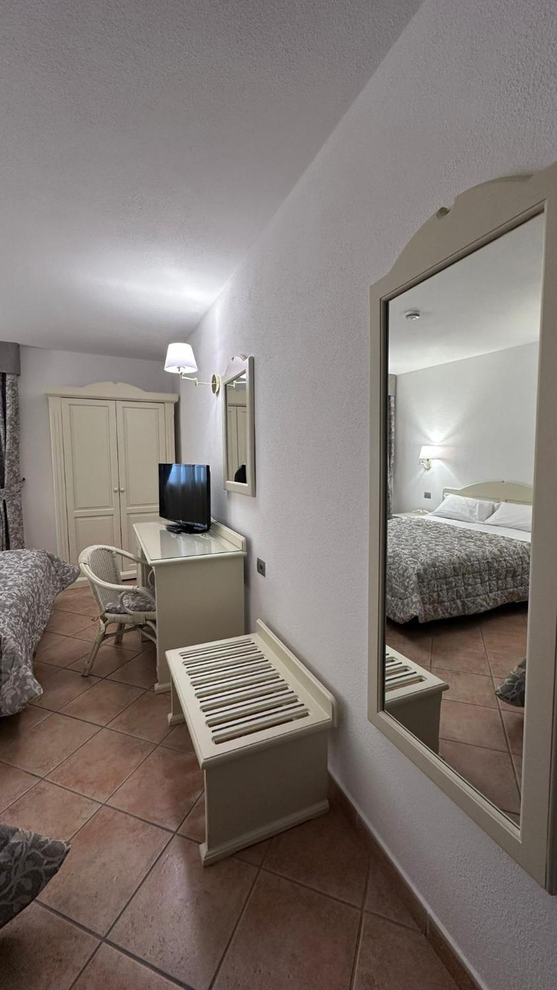 Hotel Terranova Olbia Esterno foto