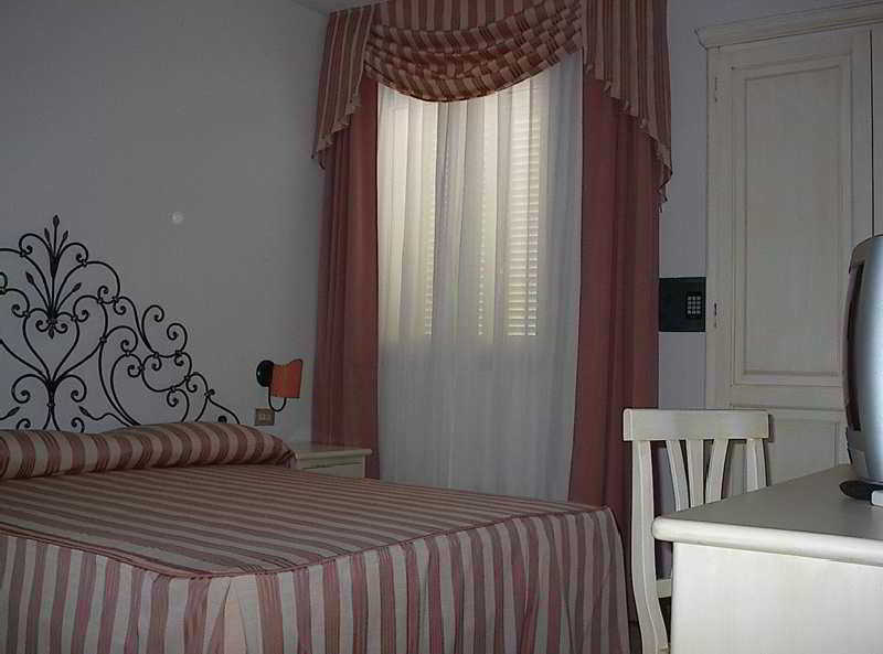 Hotel Terranova Olbia Esterno foto
